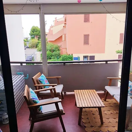 Joli Studio A Gruissan, Piscine, 200m De La Plage Apartmán